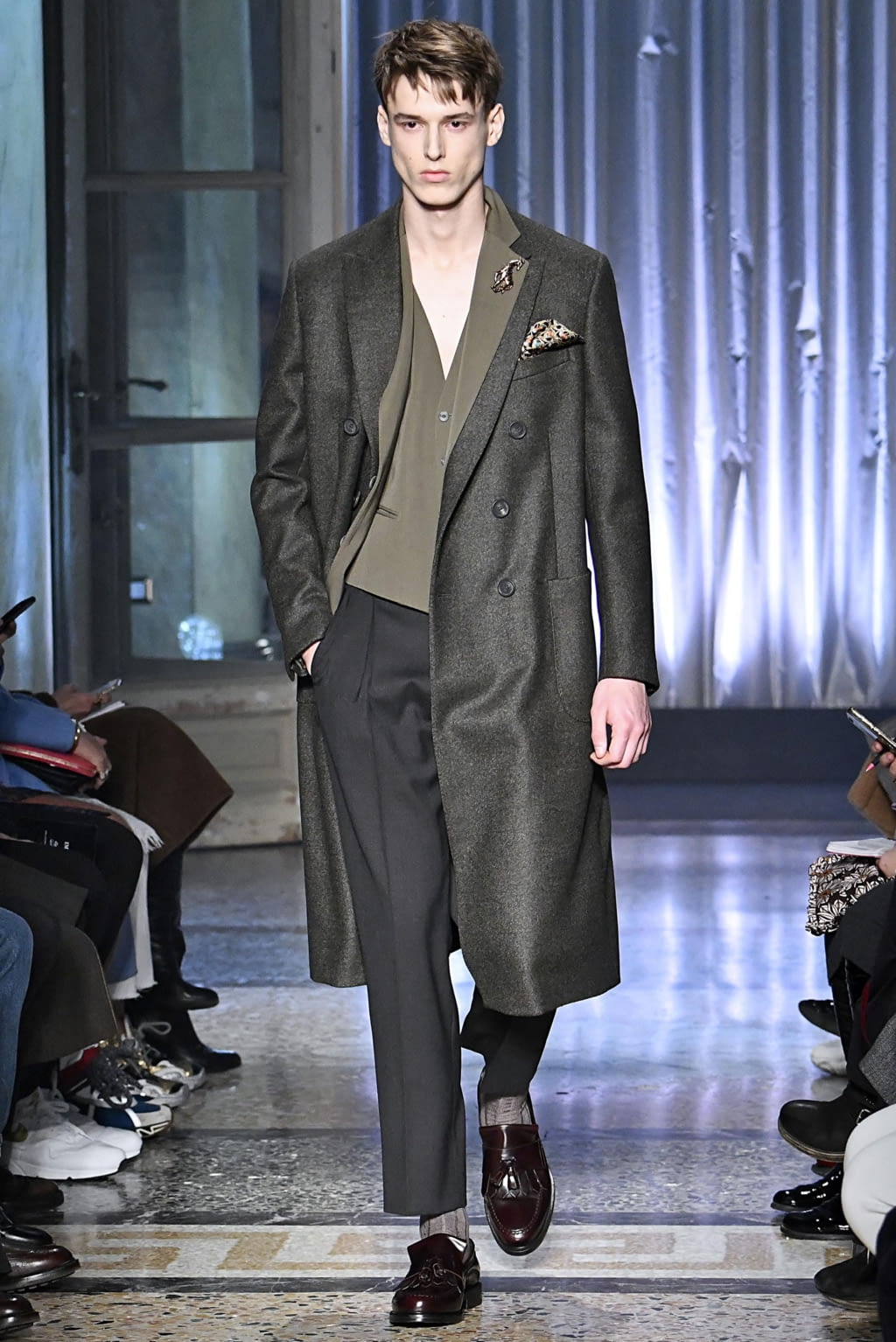 Fashion Week Milan Fall/Winter 2019 look 35 from the Pal Zileri collection menswear