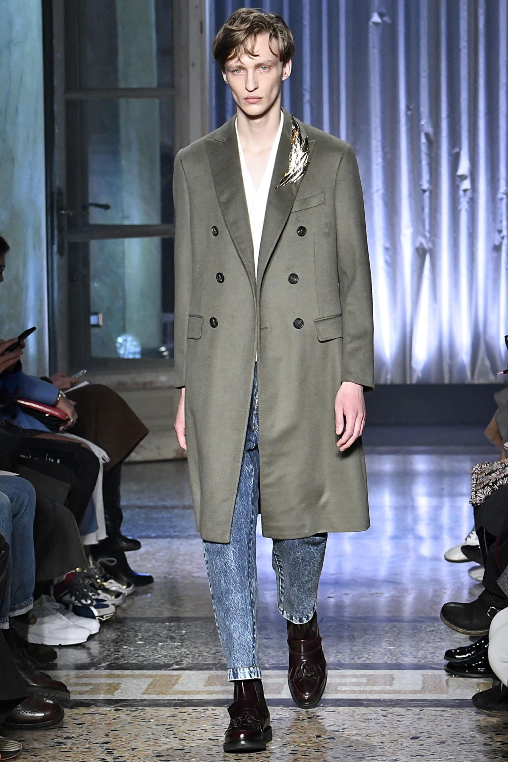 Fashion Week Milan Fall/Winter 2019 look 39 from the Pal Zileri collection 男装
