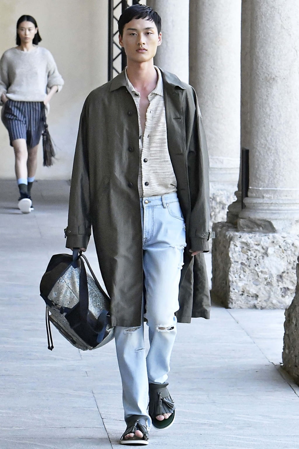 Fashion Week Milan Spring/Summer 2019 look 13 from the Pal Zileri collection 男装