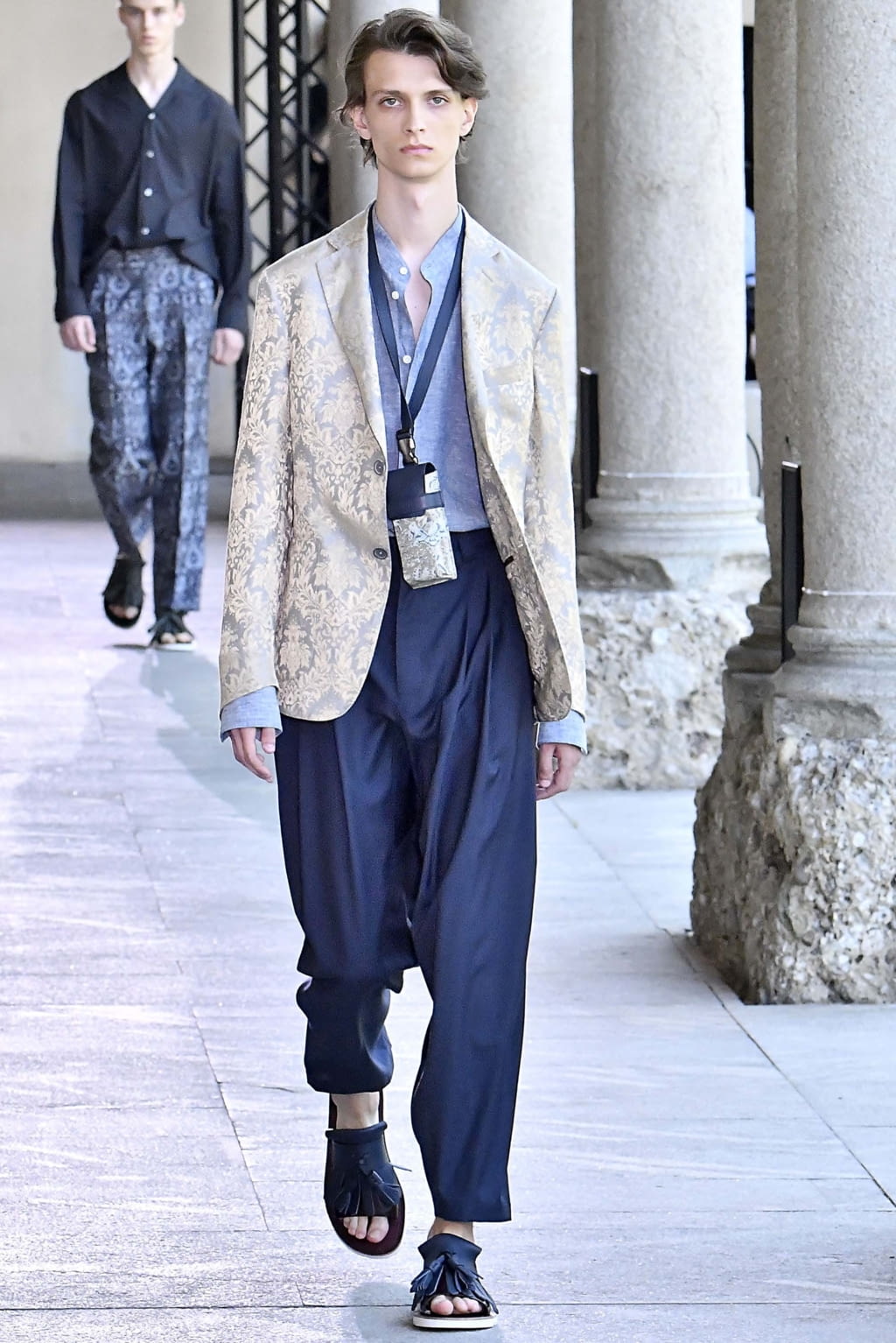 Fashion Week Milan Spring/Summer 2019 look 37 from the Pal Zileri collection 男装