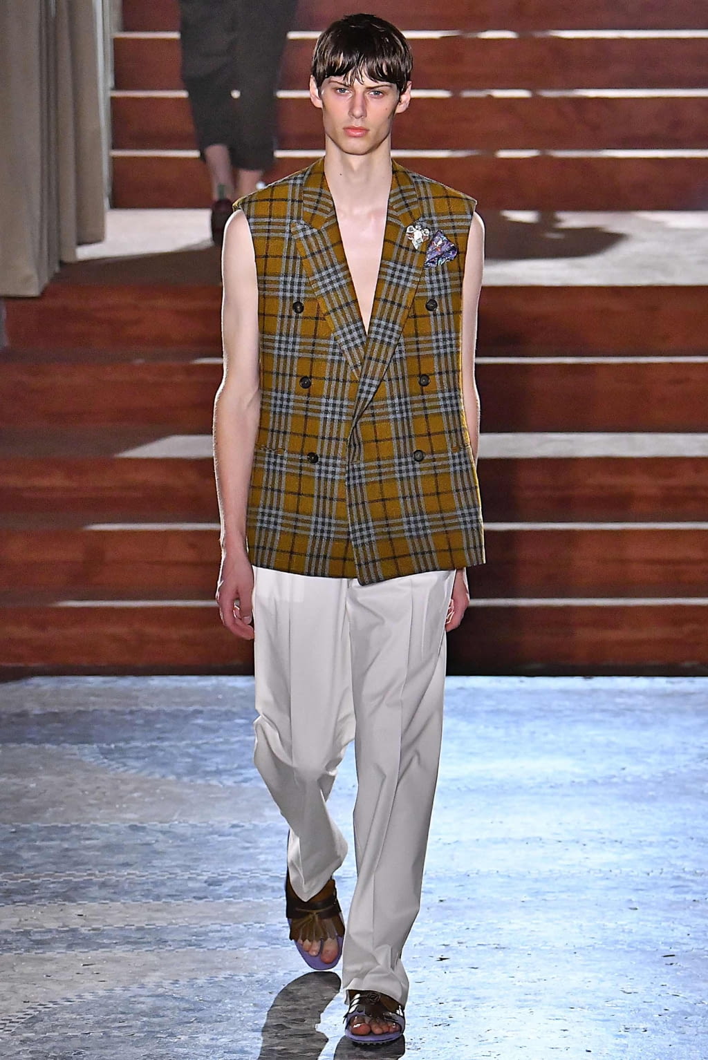 Fashion Week Milan Spring/Summer 2020 look 21 from the Pal Zileri collection 男装