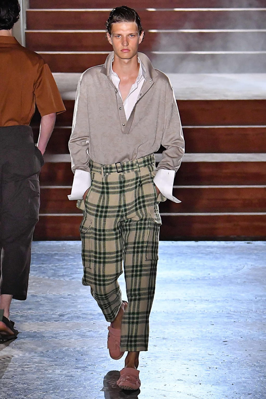 Fashion Week Milan Spring/Summer 2020 look 22 from the Pal Zileri collection 男装