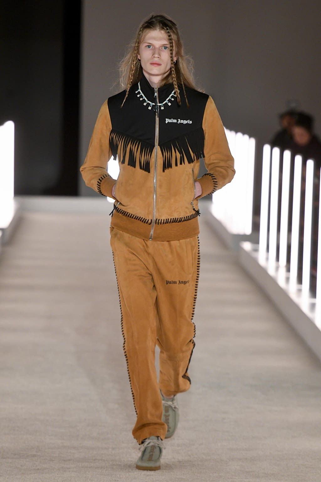 Fashion Week New York Fall/Winter 2020 look 7 from the Palm Angels collection 女装