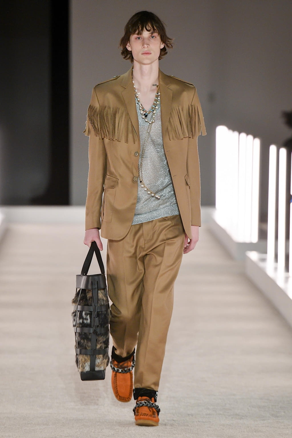 Fashion Week New York Fall/Winter 2020 look 12 from the Palm Angels collection womenswear