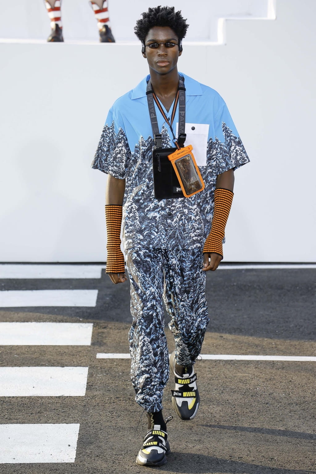 Fashion Week Milan Spring/Summer 2019 look 15 from the Palm Angels collection 男装