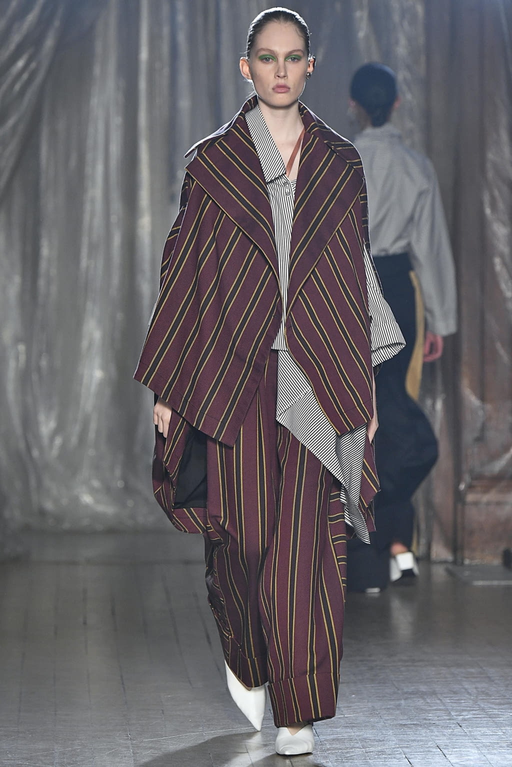 Fashion Week London Fall/Winter 2018 look 13 from the Palmer Harding collection womenswear