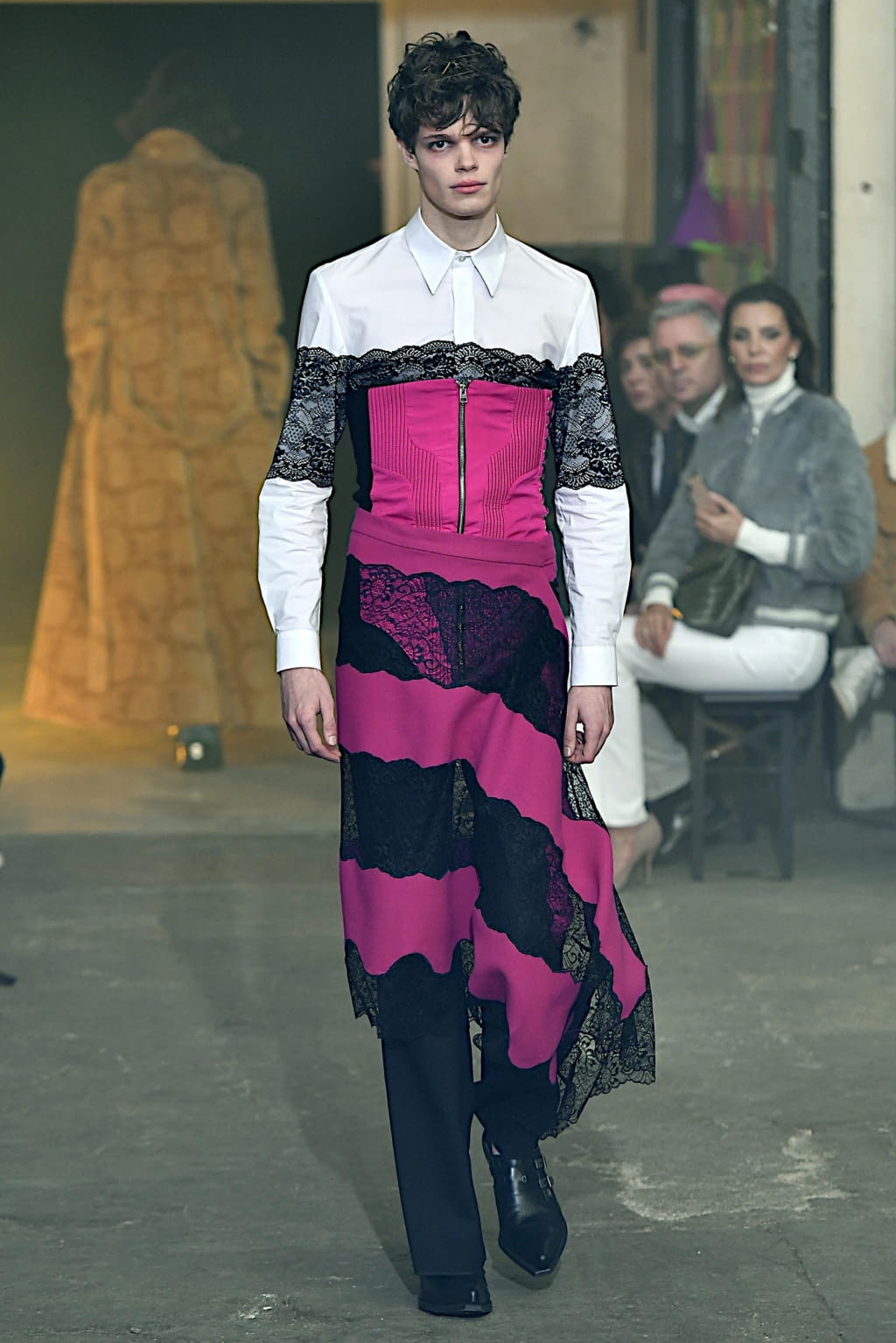 Fashion Week Paris Fall/Winter 2020 look 17 from the Palomo Spain collection menswear