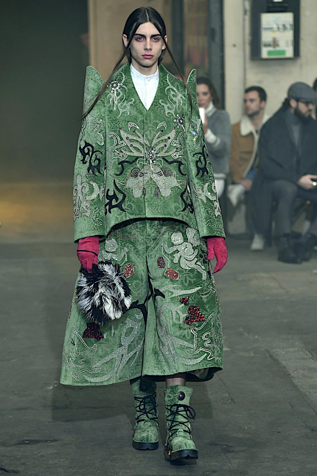 Fashion Week Paris Fall/Winter 2020 look 35 from the Palomo Spain collection menswear