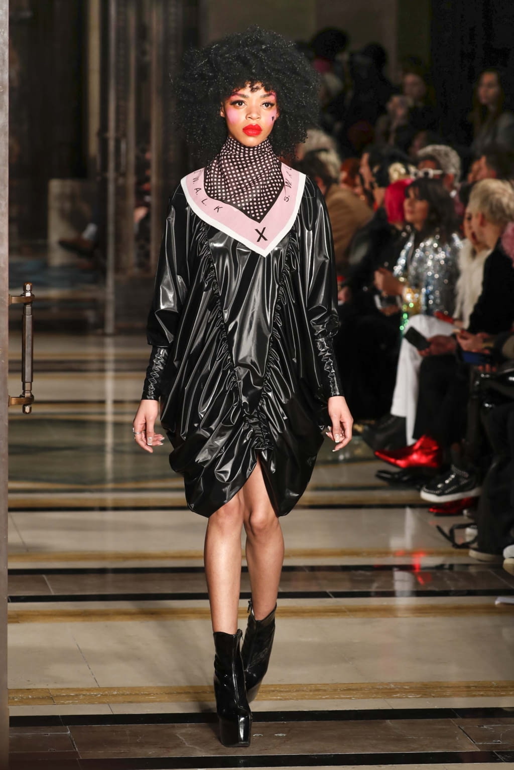 Fashion Week London Fall/Winter 2018 look 9 from the Pam Hogg collection womenswear