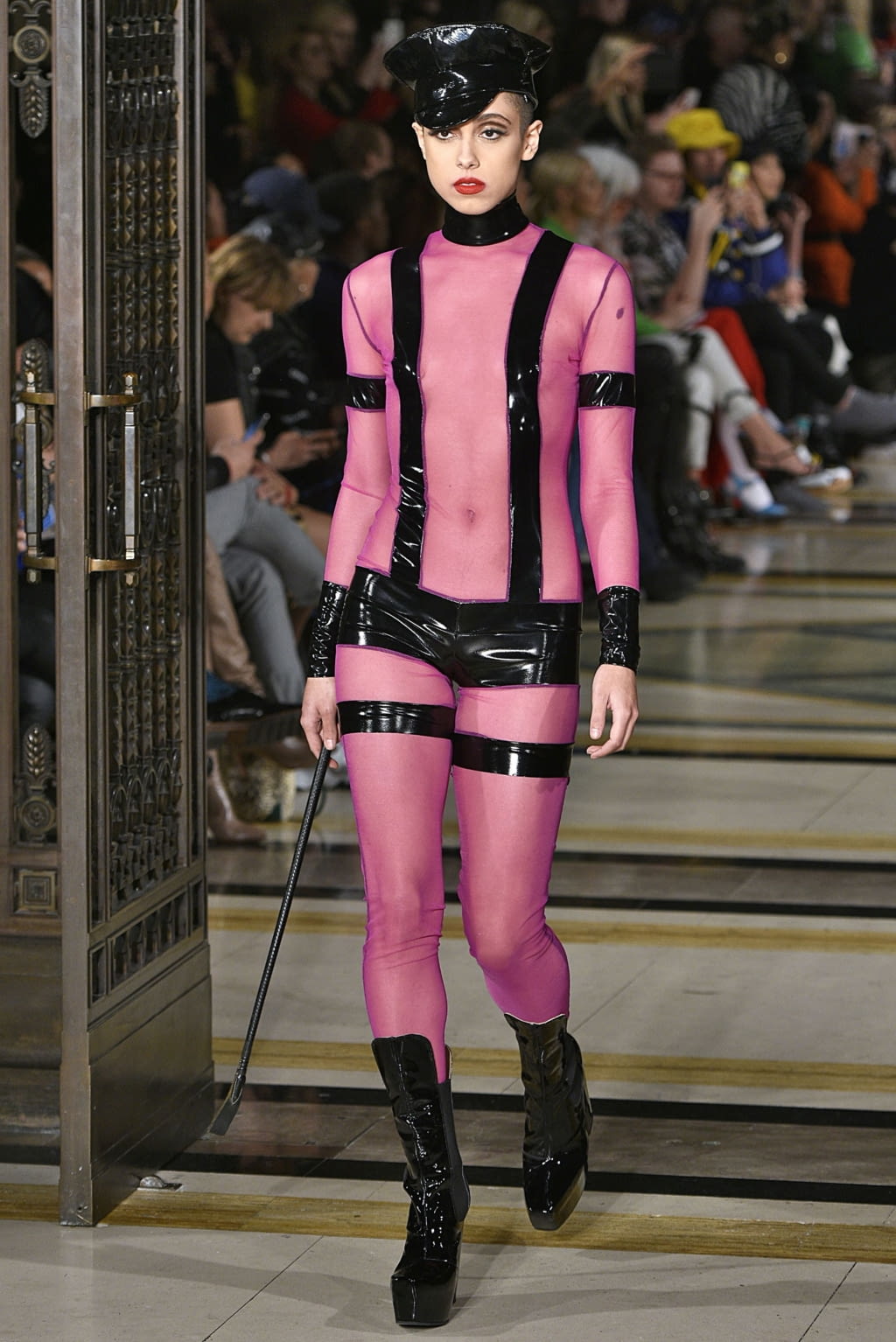 Fashion Week London Fall/Winter 2019 look 25 from the Pam Hogg collection womenswear