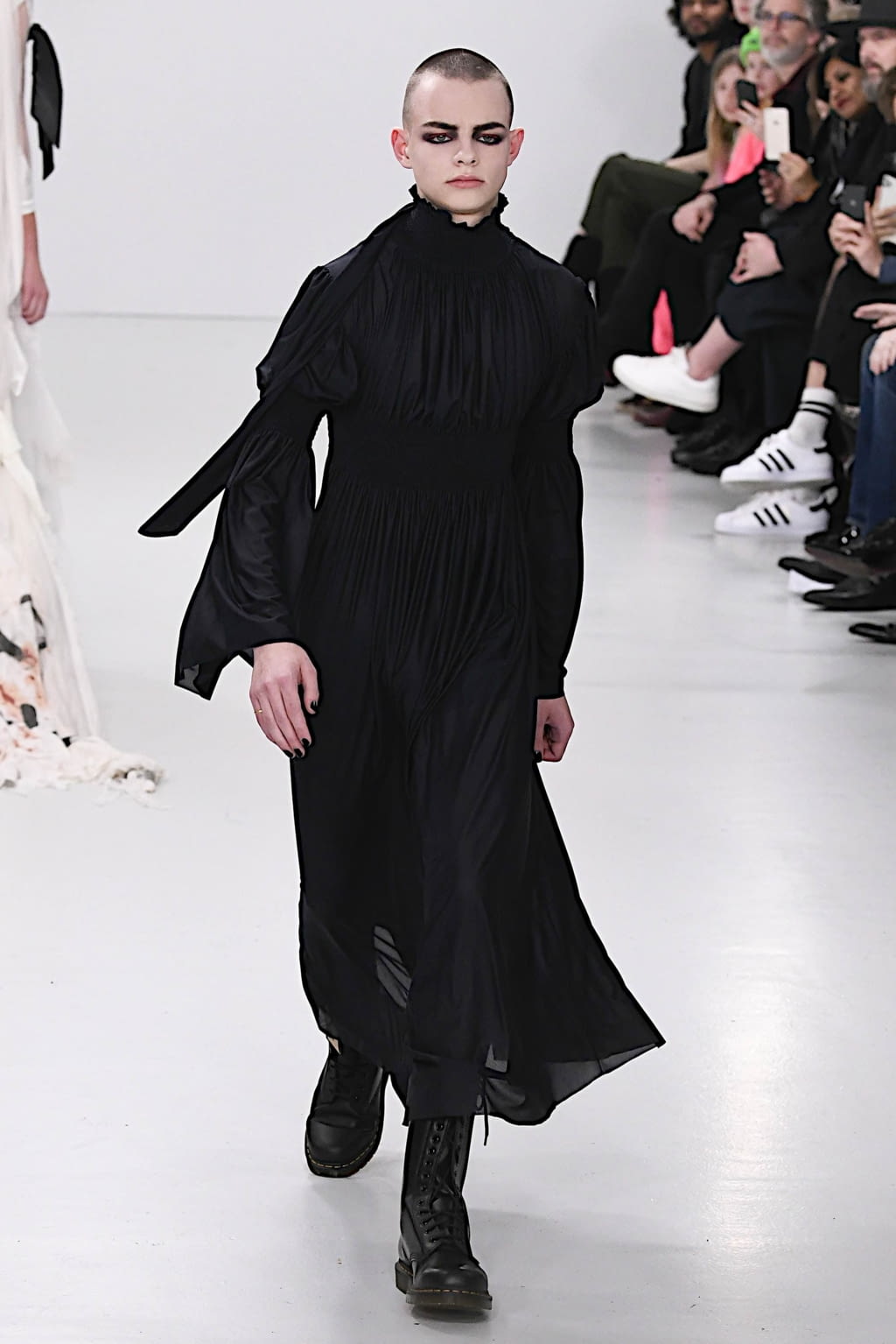 Fashion Week London Fall/Winter 2020 look 3 from the Pam Hogg collection womenswear