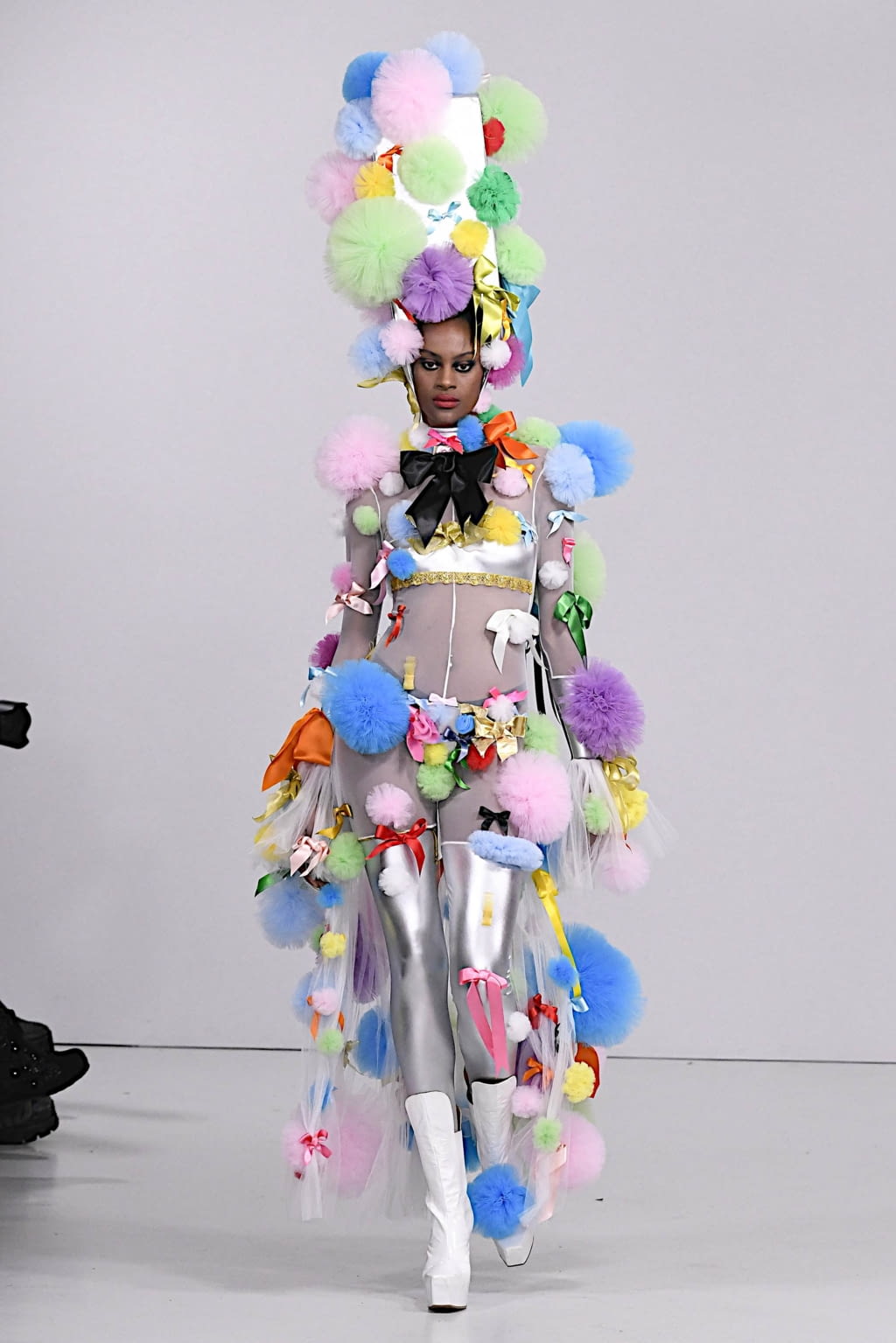 Fashion Week London Fall/Winter 2020 look 16 from the Pam Hogg collection womenswear