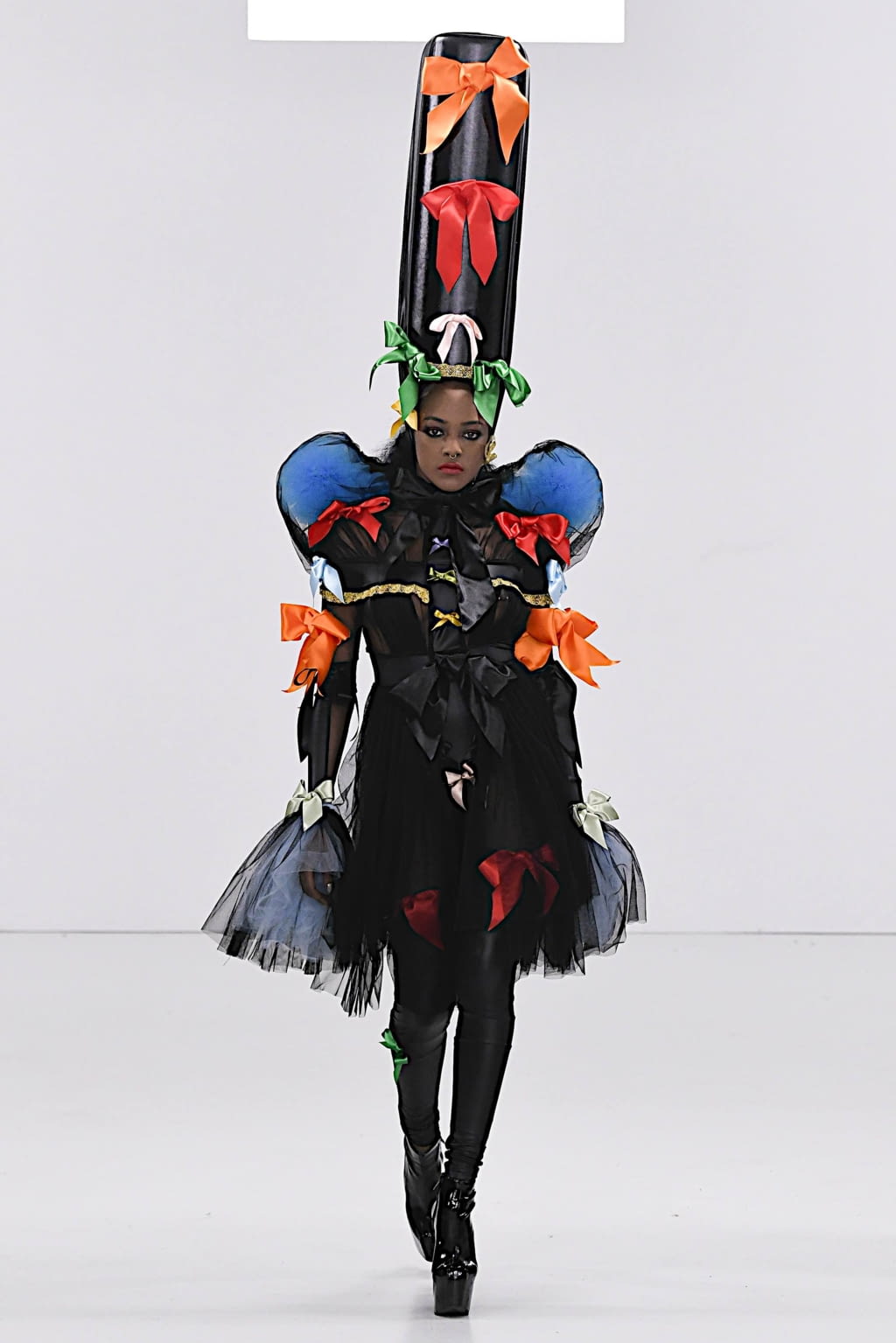Fashion Week London Fall/Winter 2020 look 17 from the Pam Hogg collection womenswear