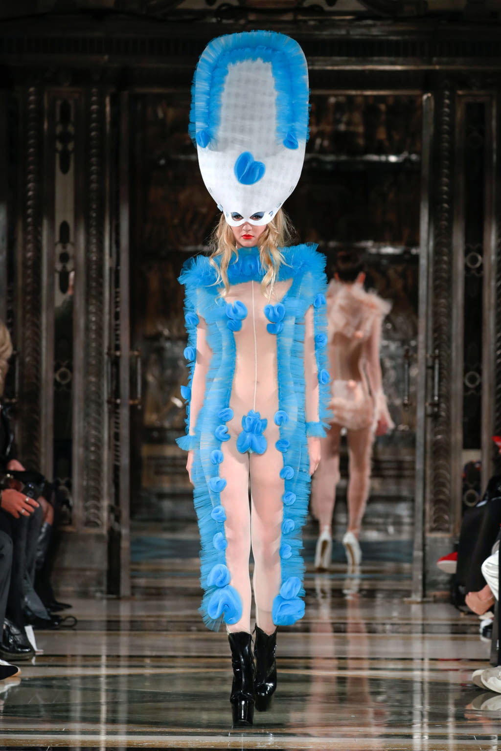 Fashion Week London Spring/Summer 2018 look 29 from the Pam Hogg collection womenswear
