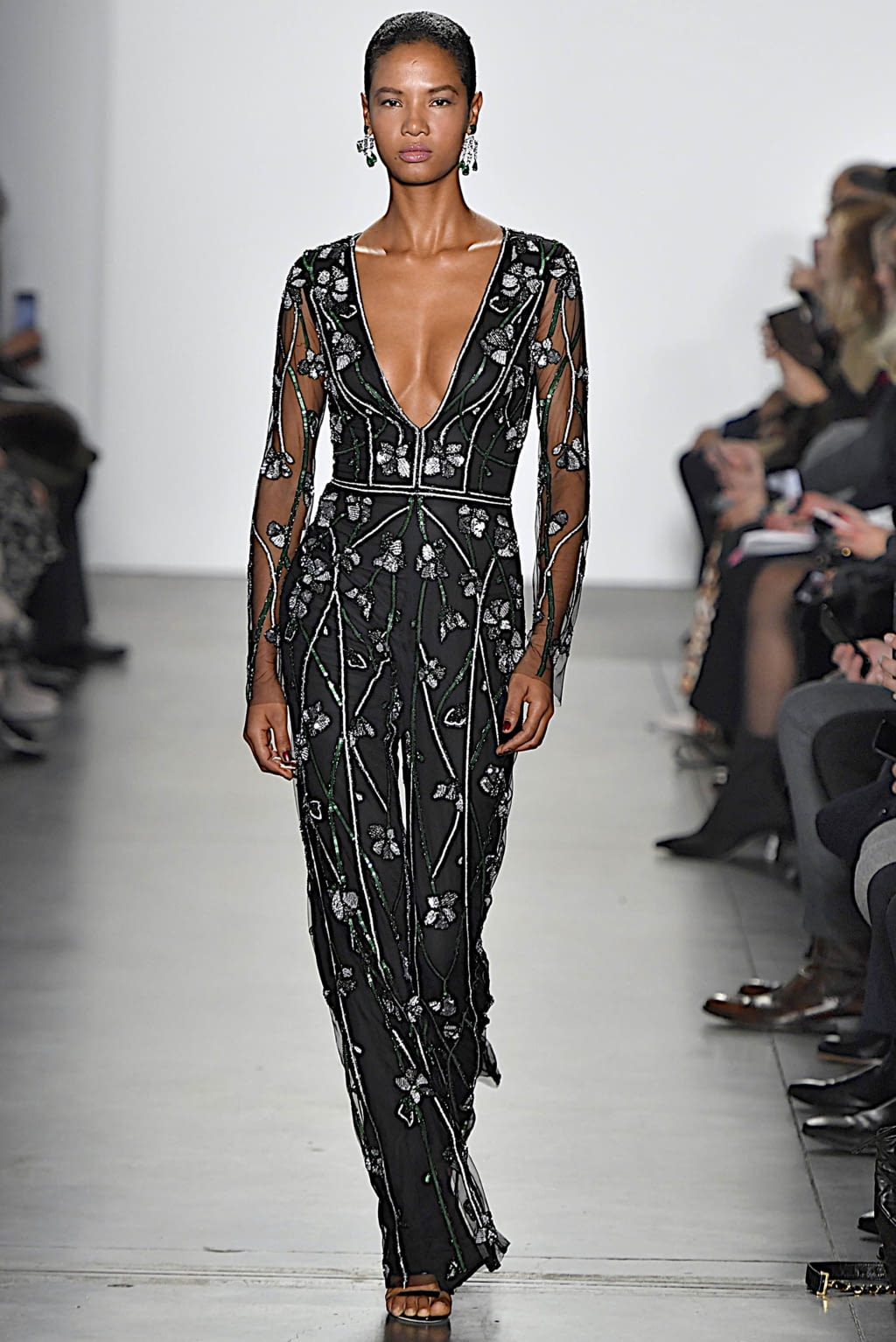 Fashion Week New York Fall/Winter 2019 look 22 from the Pamella Roland collection womenswear
