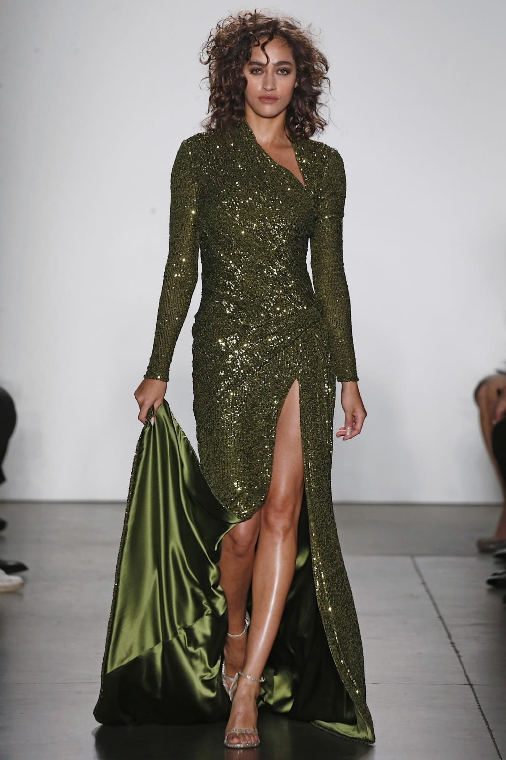 Fashion Week New York Fall/Winter 2020 look 28 de la collection Pamella Roland womenswear