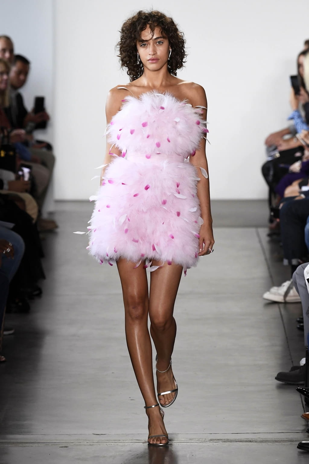 Fashion Week New York Spring/Summer 2020 look 1 from the Pamella Roland collection womenswear