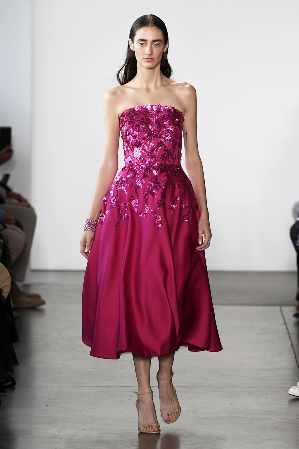 Fashion Week New York Spring/Summer 2020 look 2 de la collection Pamella Roland womenswear