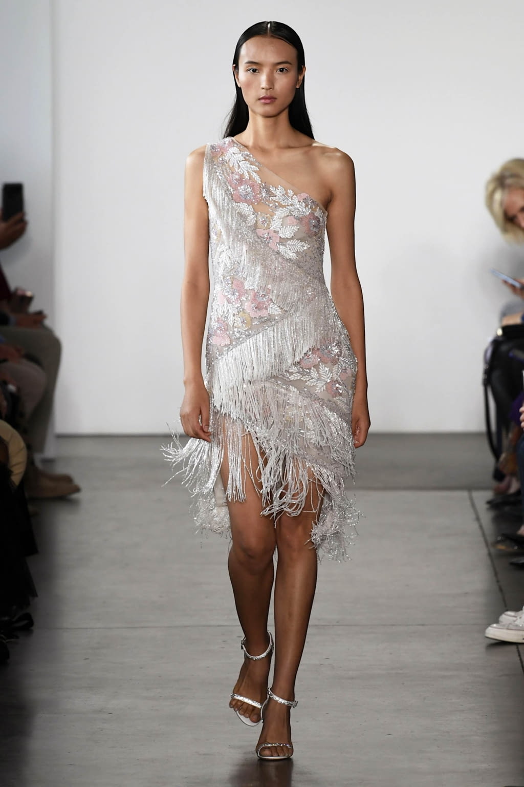 Fashion Week New York Spring/Summer 2020 look 7 from the Pamella Roland collection womenswear
