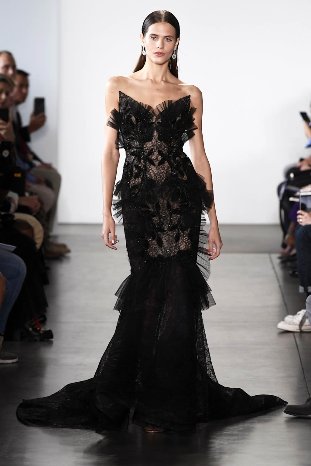 Fashion Week New York Spring/Summer 2020 look 12 de la collection Pamella Roland womenswear