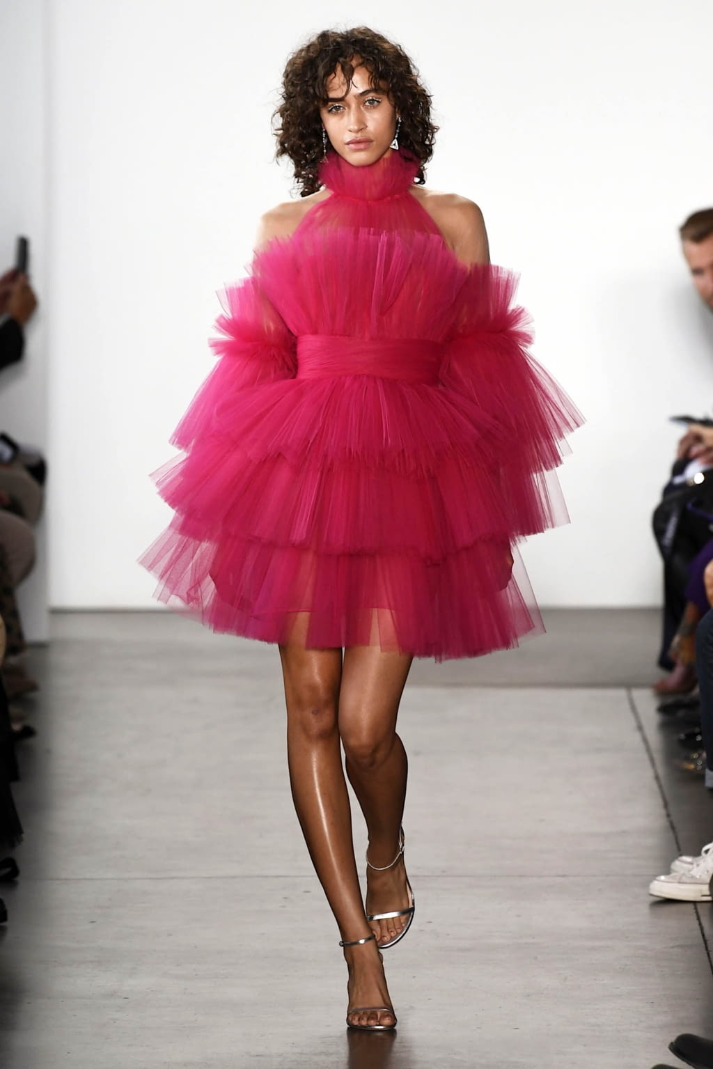 Fashion Week New York Spring/Summer 2020 look 35 from the Pamella Roland collection 女装