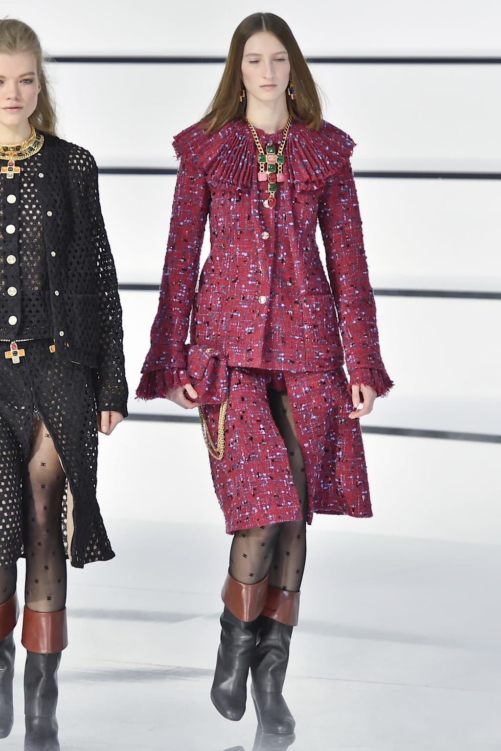 Fashion Week Paris Fall/Winter 2020 look 27 de la collection Chanel womenswear