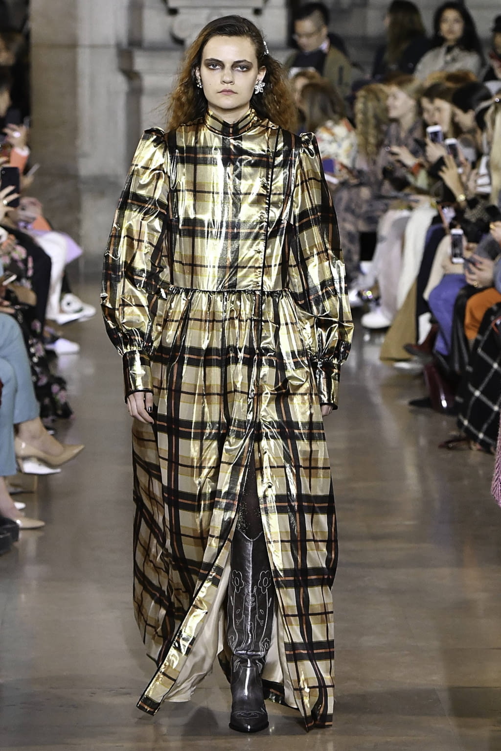 Fashion Week Paris Fall/Winter 2019 look 10 from the Paul & Joe collection 女装