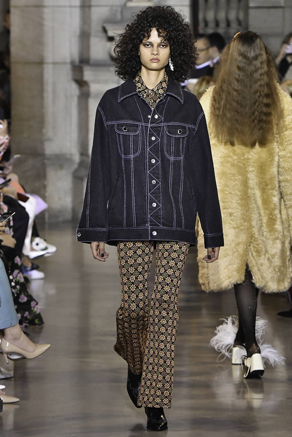 Fashion Week Paris Fall/Winter 2019 look 15 from the Paul & Joe collection 女装