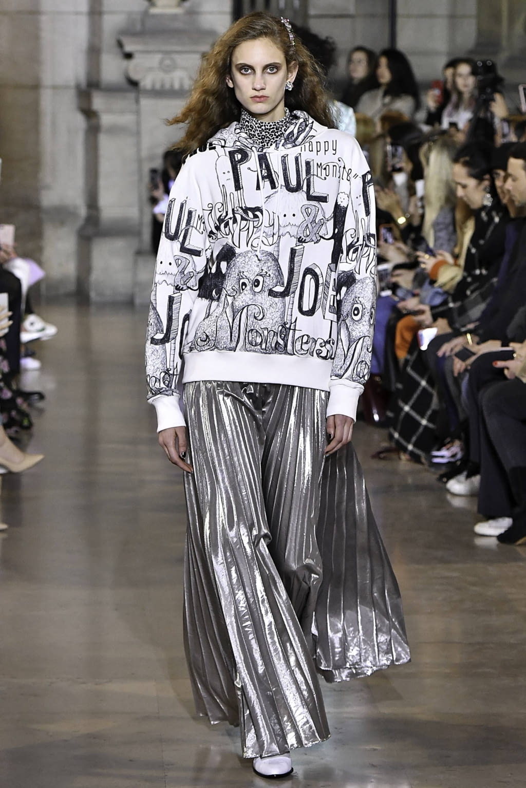 Fashion Week Paris Fall/Winter 2019 look 20 from the Paul & Joe collection womenswear