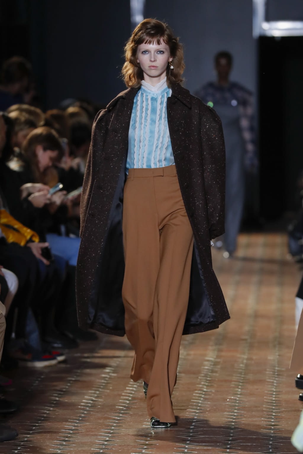 Fashion Week Paris Fall/Winter 2020 look 1 from the Paul & Joe collection 女装