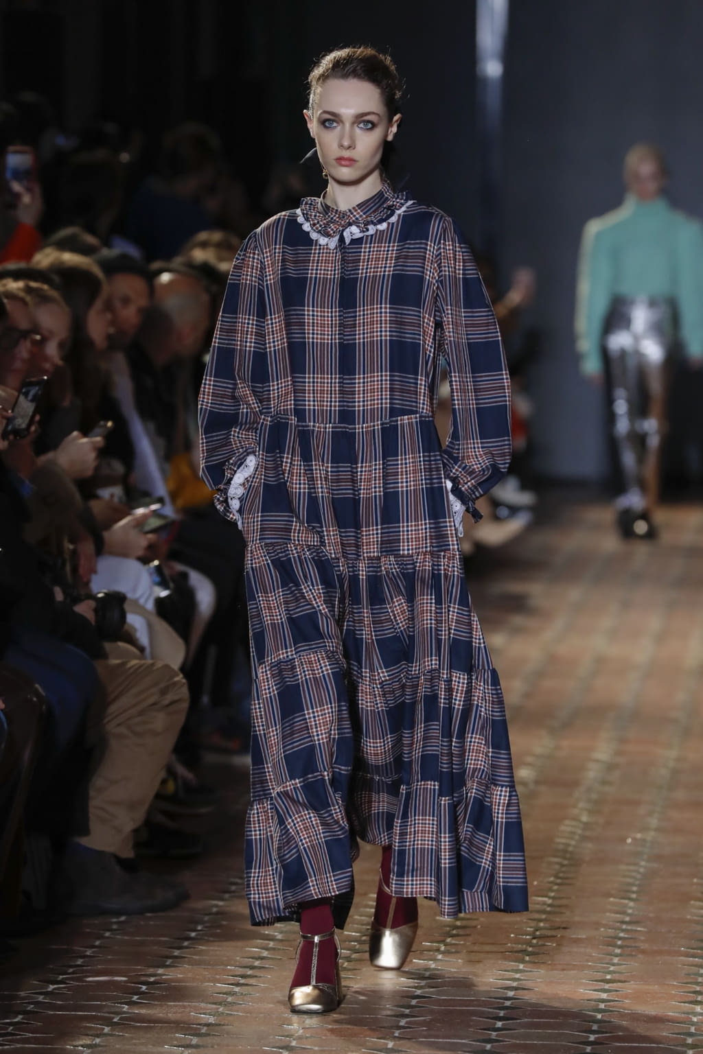 Fashion Week Paris Fall/Winter 2020 look 18 from the Paul & Joe collection 女装