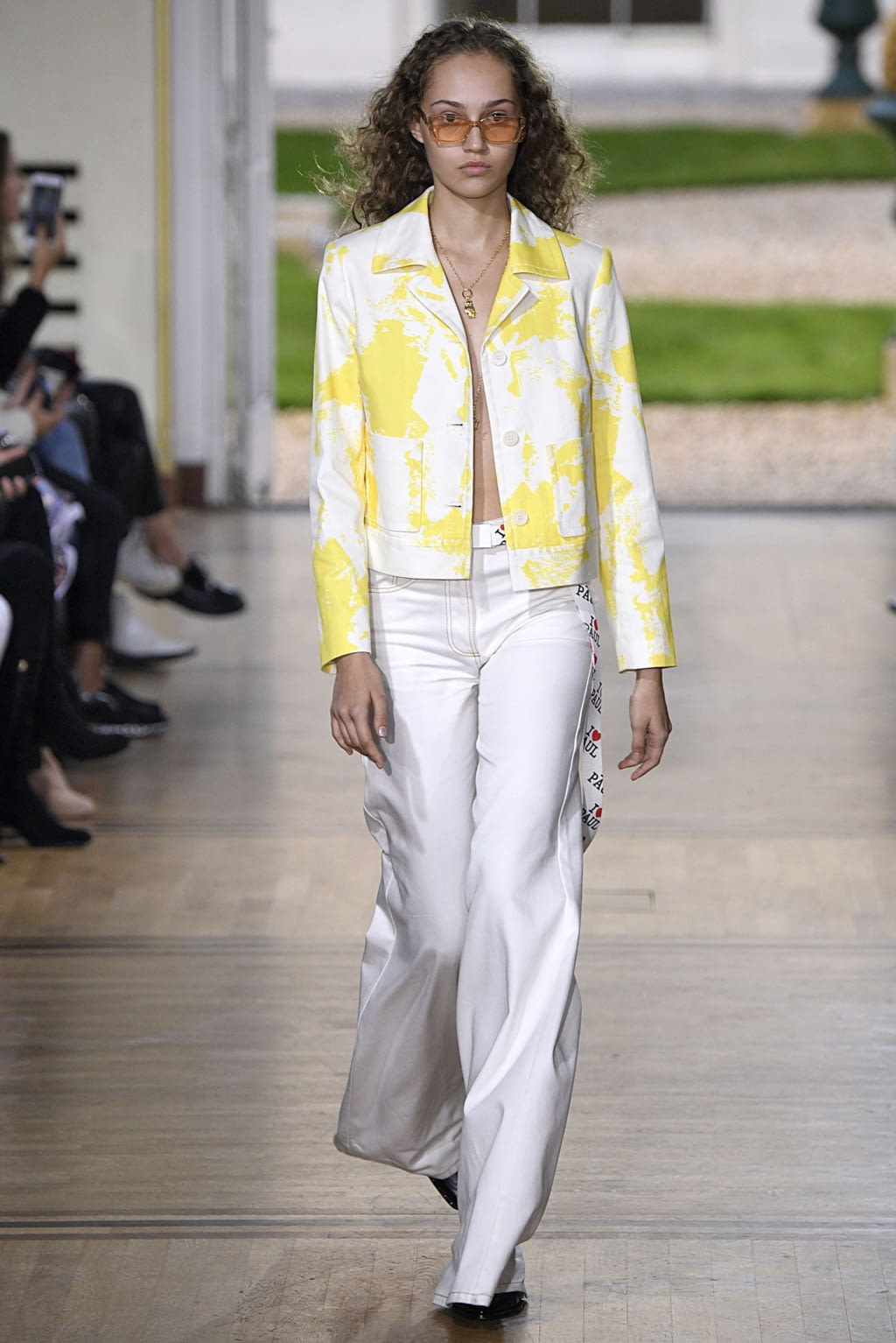Fashion Week Paris Spring/Summer 2019 look 7 from the Paul & Joe collection womenswear