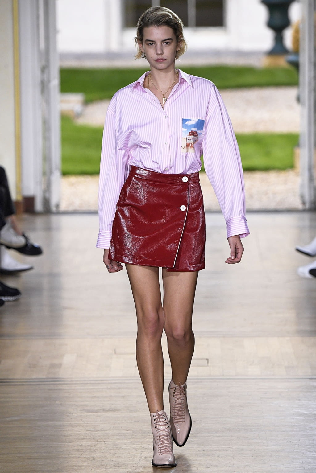 Fashion Week Paris Spring/Summer 2019 look 19 from the Paul & Joe collection womenswear