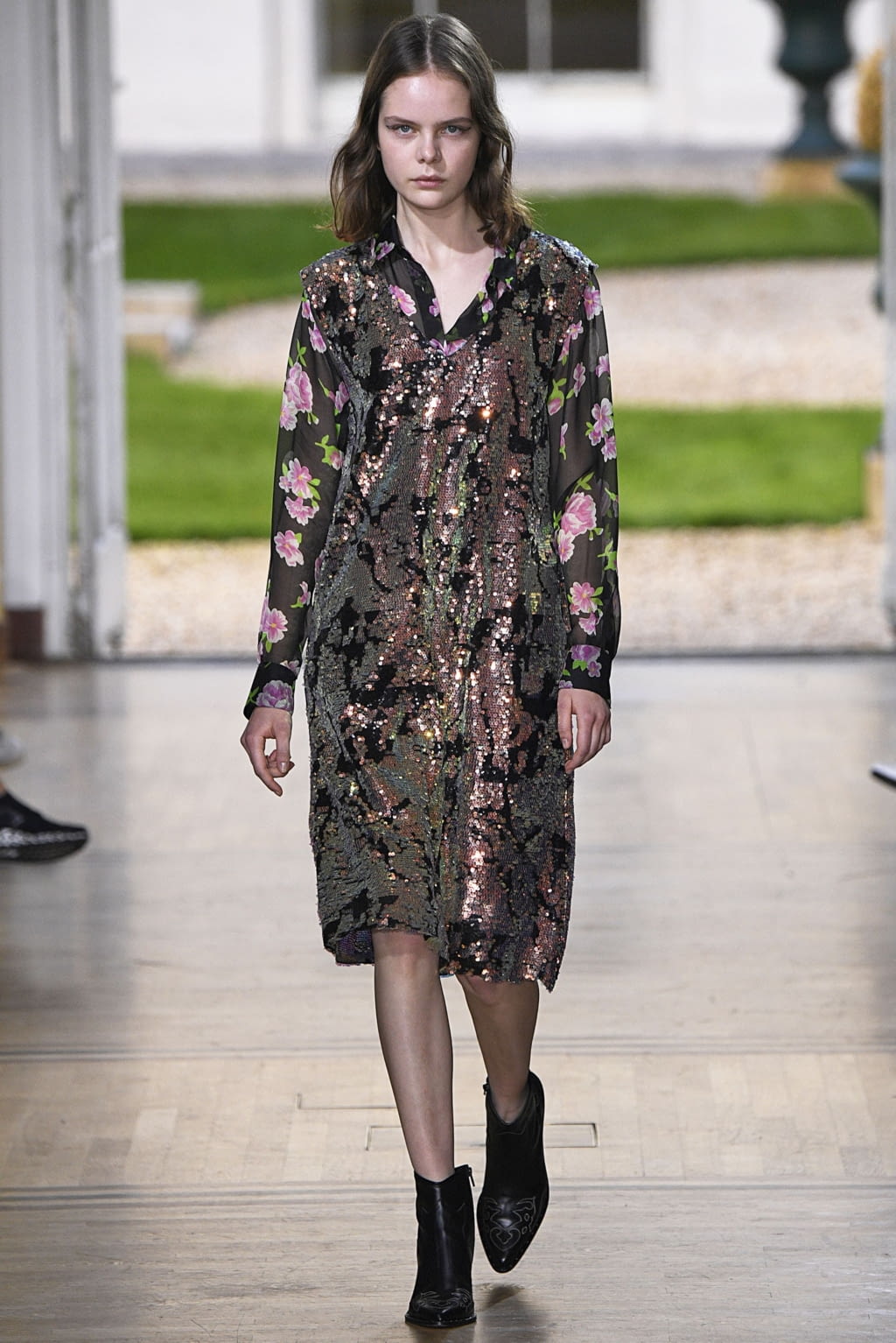 Fashion Week Paris Spring/Summer 2019 look 29 from the Paul & Joe collection womenswear