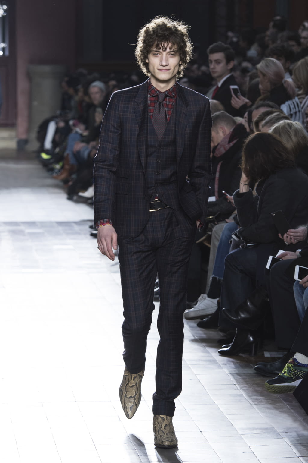 Fashion Week Paris Fall/Winter 2017 look 19 from the Paul Smith collection 男装