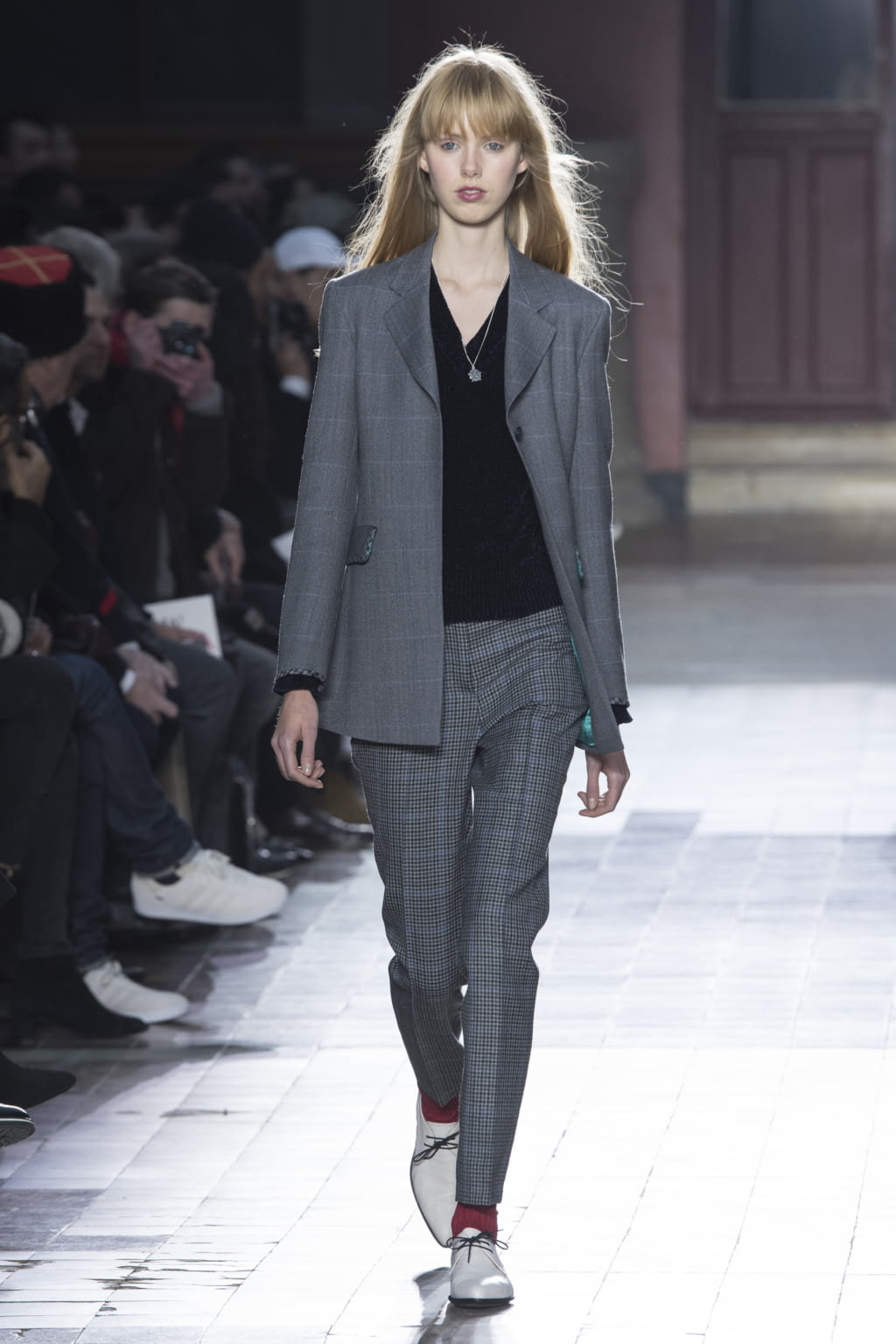 Fashion Week Paris Fall/Winter 2017 look 32 from the Paul Smith collection 女装