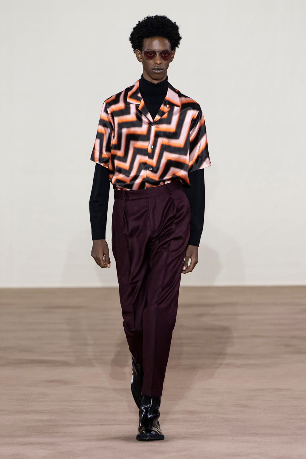 Fashion Week Paris Fall/Winter 2022 look 12 from the Paul Smith collection menswear