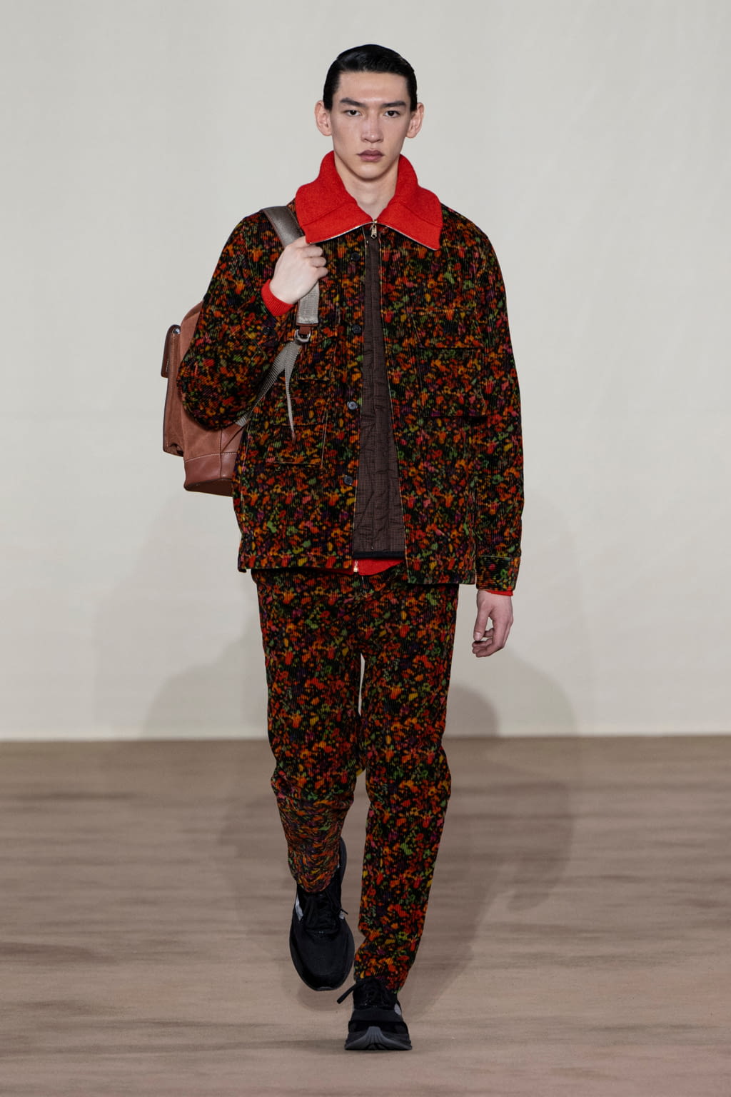 Fashion Week Paris Fall/Winter 2022 look 14 from the Paul Smith collection menswear