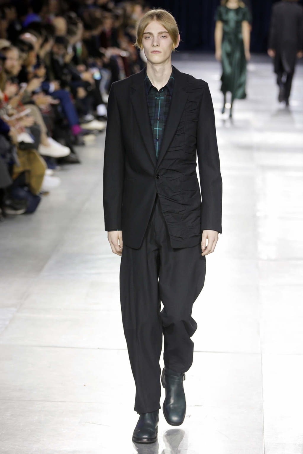 Fashion Week Paris Fall/Winter 2018 look 3 de la collection Paul Smith menswear