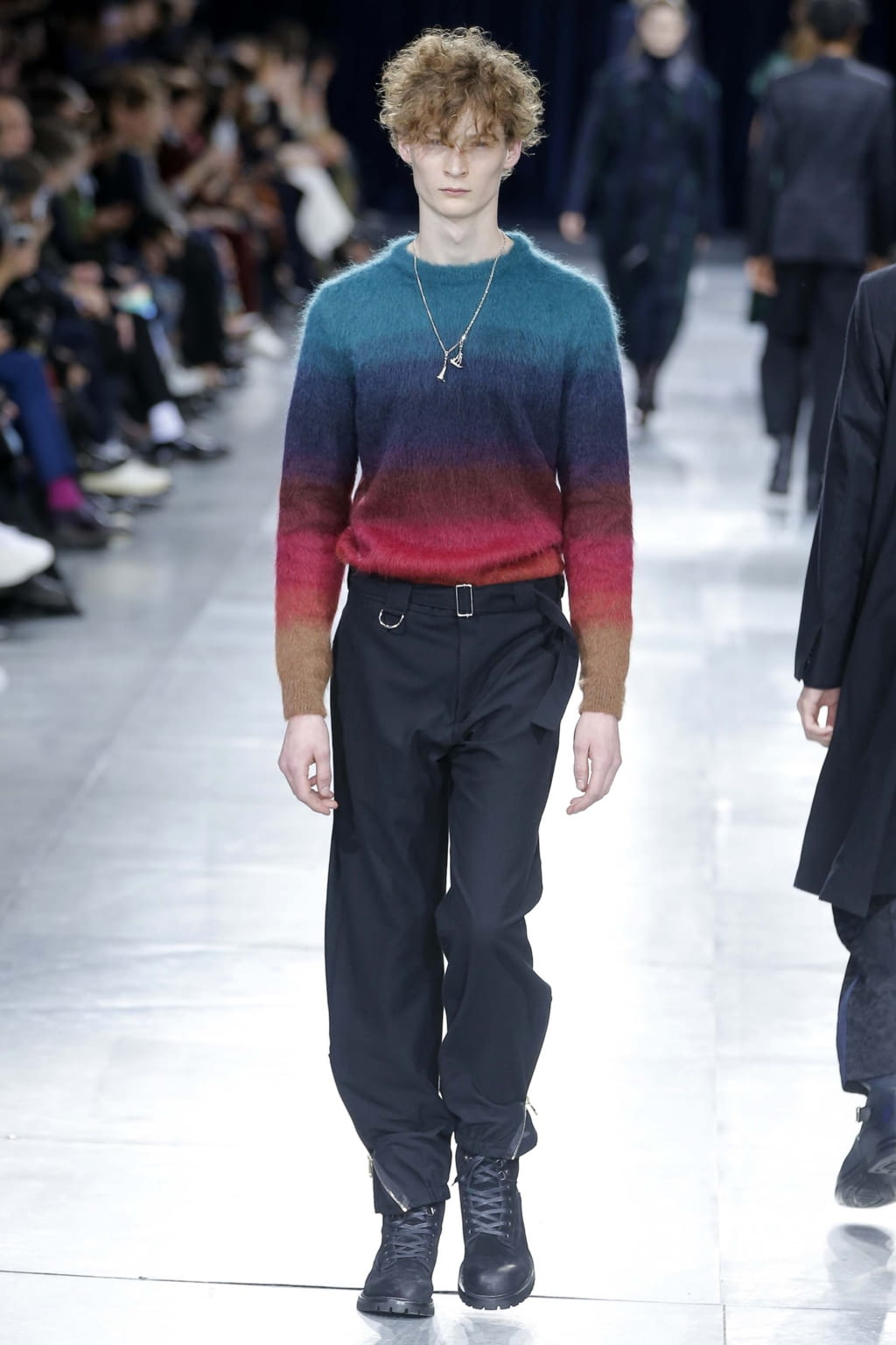 Fashion Week Paris Fall/Winter 2018 look 7 from the Paul Smith collection menswear