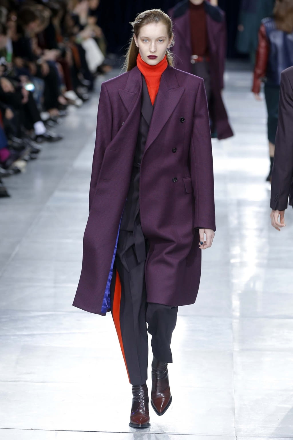 Fashion Week Paris Fall/Winter 2018 look 17 from the Paul Smith collection menswear
