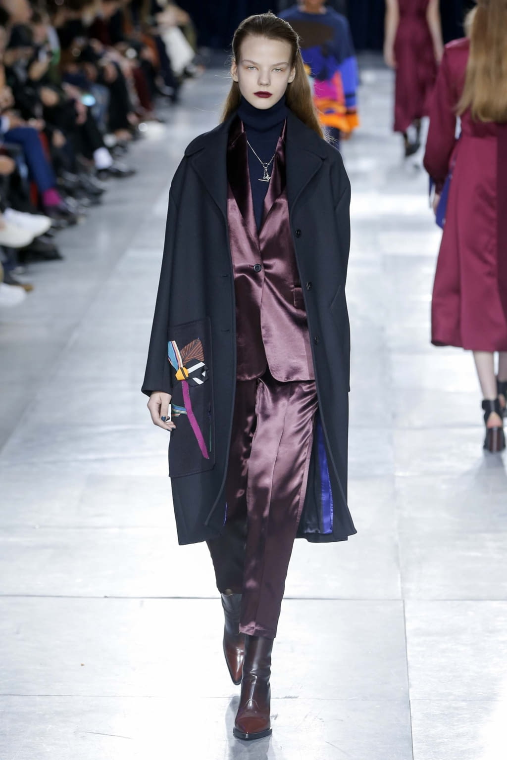 Fashion Week Paris Fall/Winter 2018 look 21 from the Paul Smith collection menswear