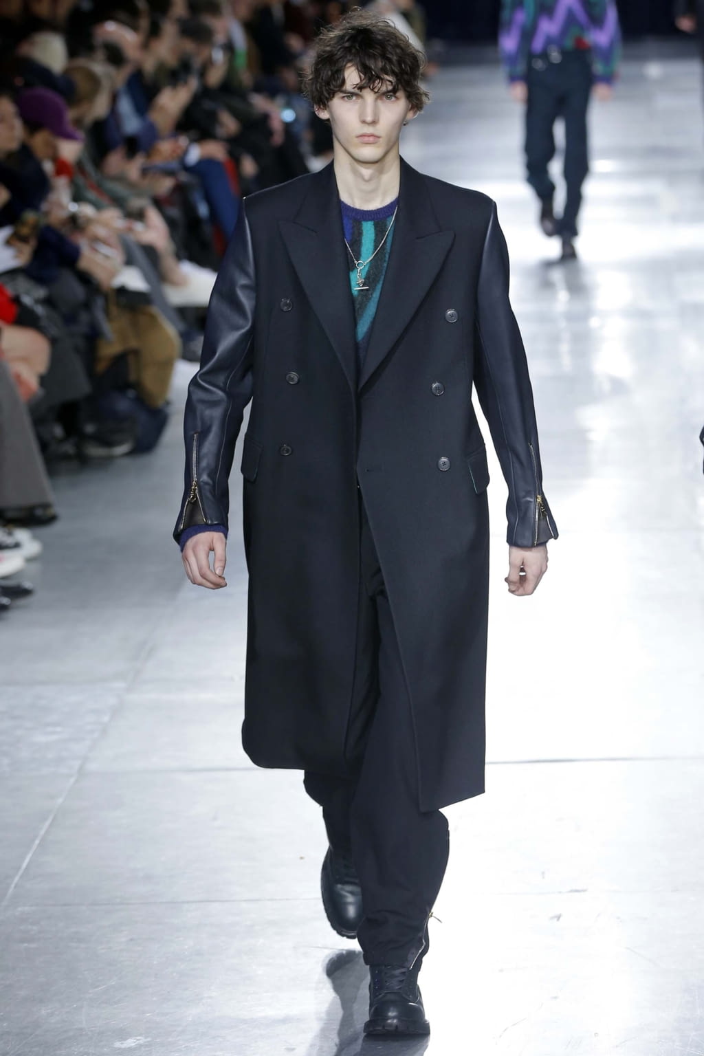 Fashion Week Paris Fall/Winter 2018 look 26 from the Paul Smith collection menswear