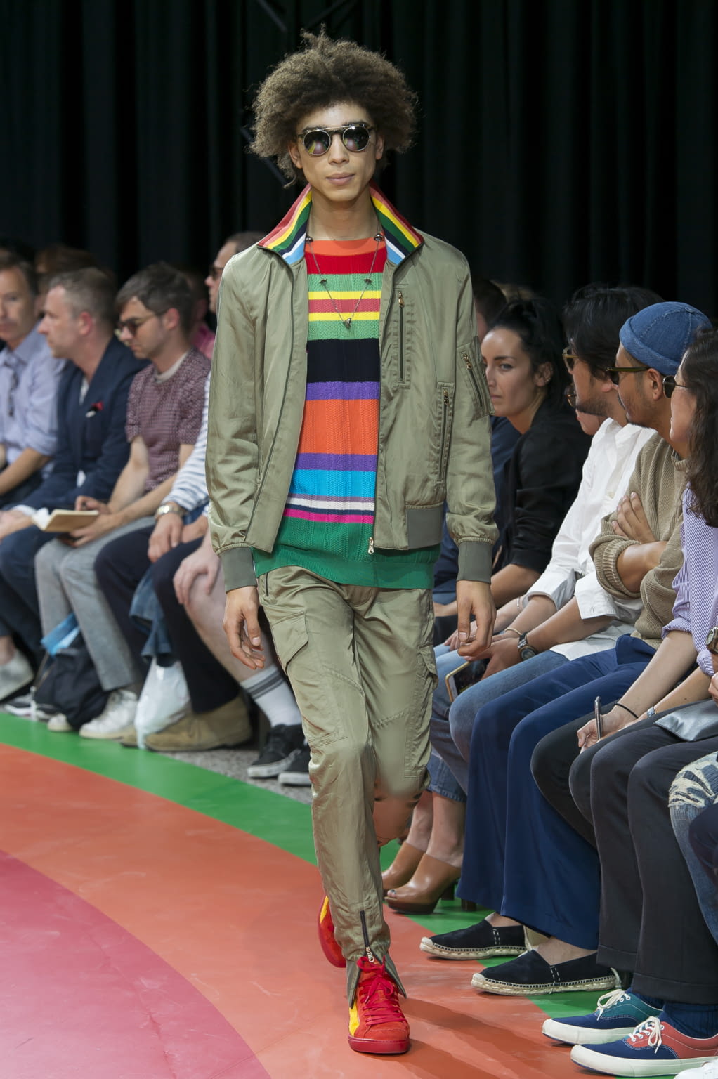 Fashion Week Paris Spring/Summer 2017 look 20 from the Paul Smith collection menswear