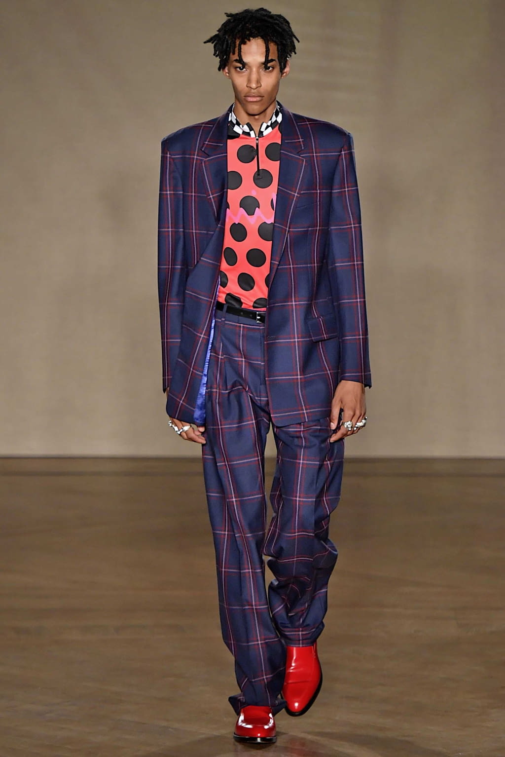 Fashion Week Paris Spring/Summer 2019 look 3 from the Paul Smith collection menswear