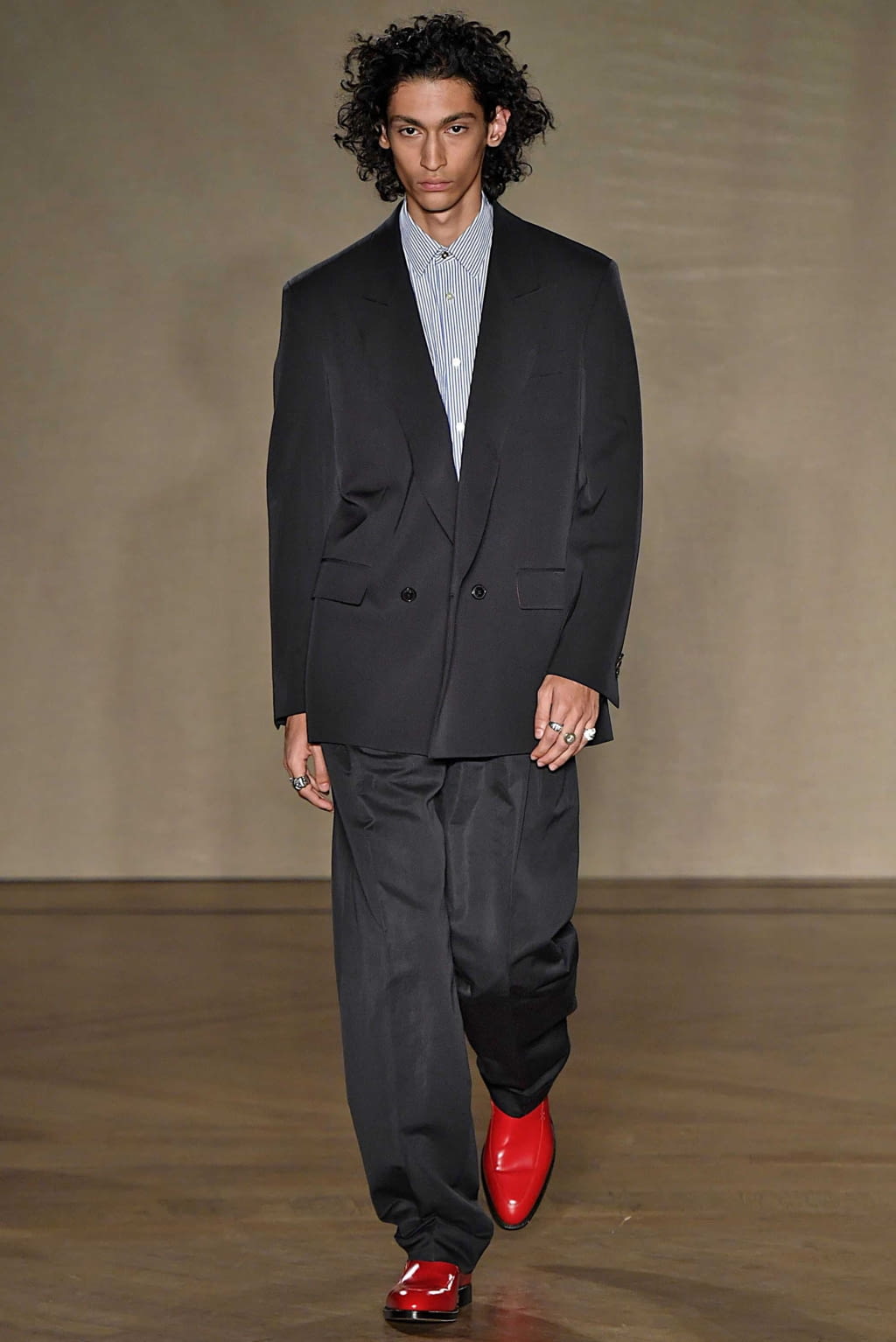 Fashion Week Paris Spring/Summer 2019 look 11 from the Paul Smith collection 男装