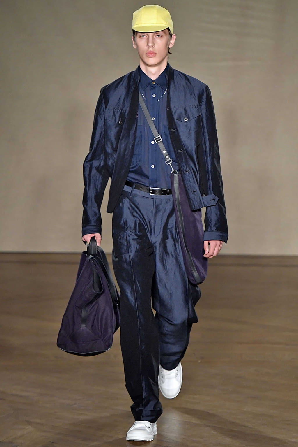 Fashion Week Paris Spring/Summer 2019 look 17 from the Paul Smith collection menswear