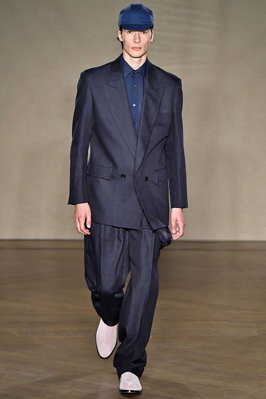 Fashion Week Paris Spring/Summer 2019 look 18 from the Paul Smith collection menswear