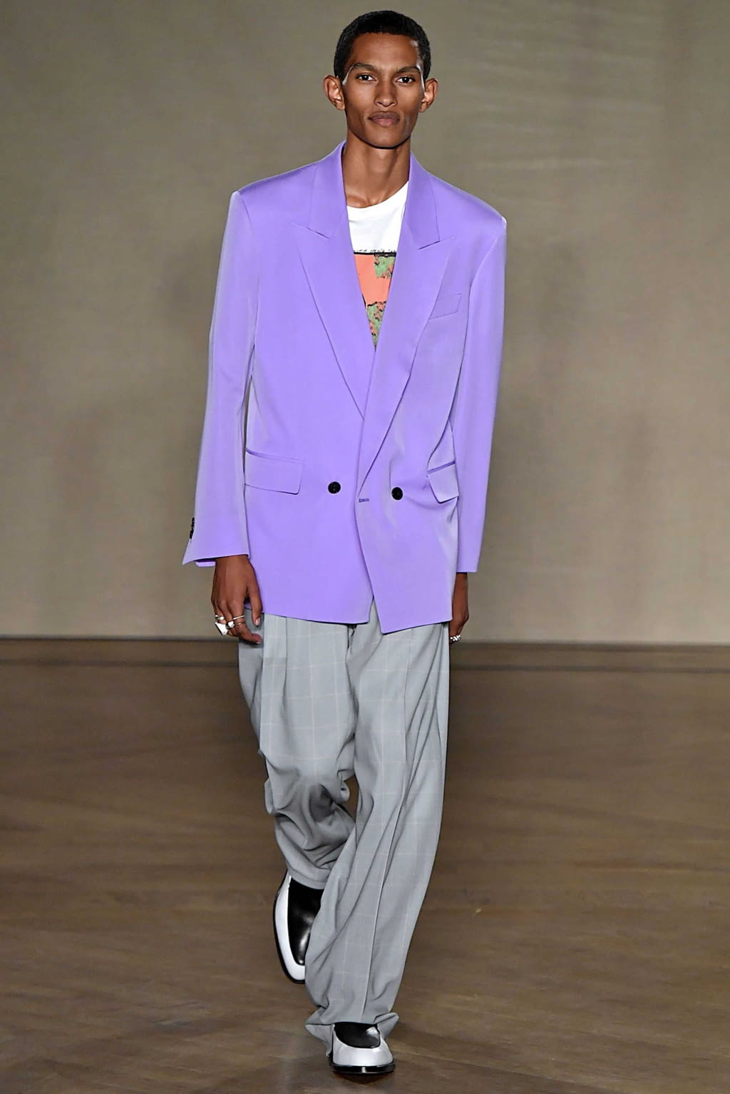 Fashion Week Paris Spring/Summer 2019 look 35 from the Paul Smith collection menswear
