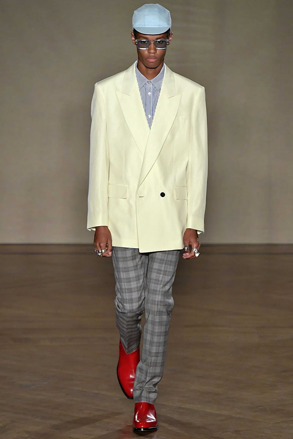 Fashion Week Paris Spring/Summer 2019 look 44 from the Paul Smith collection menswear